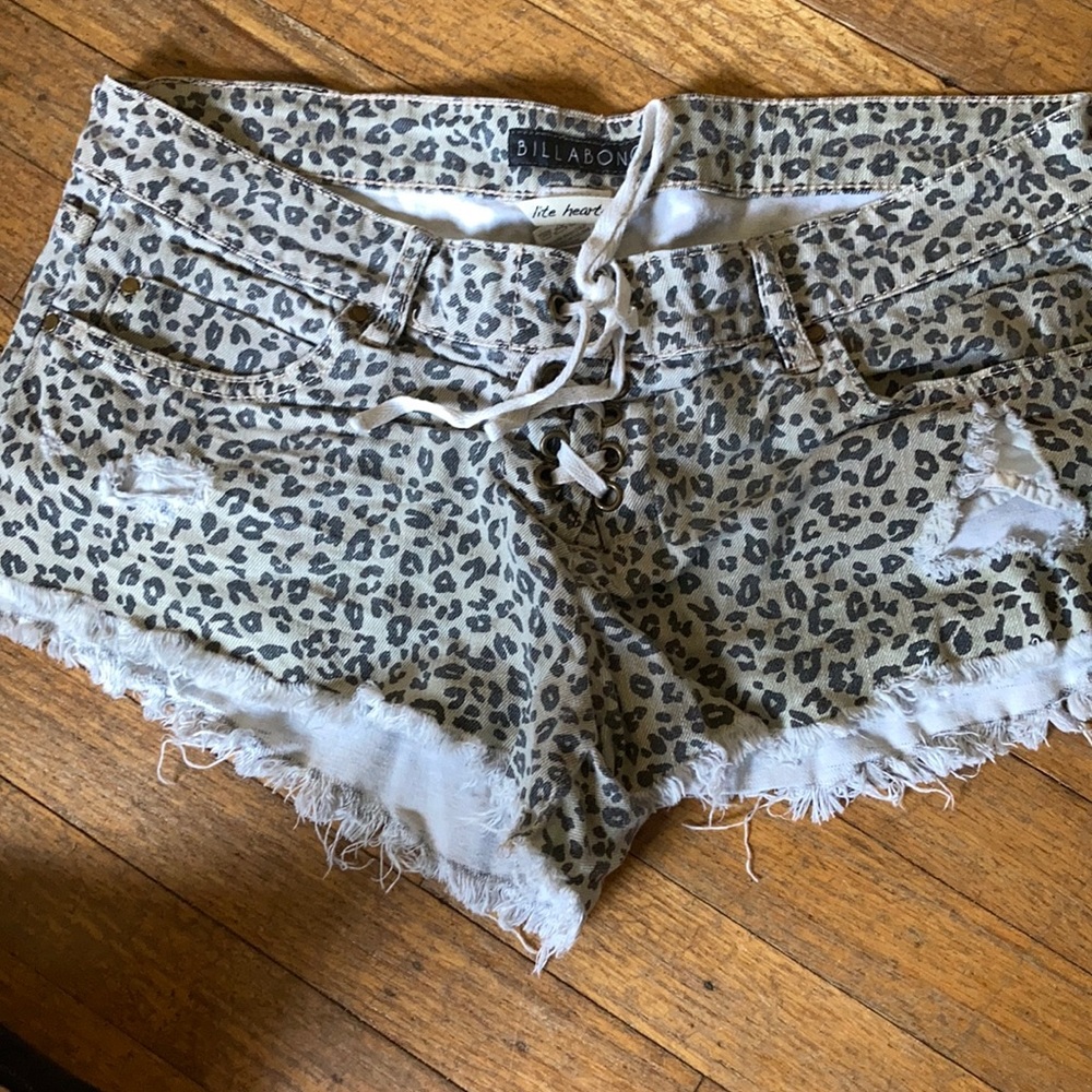 Billabong shorts